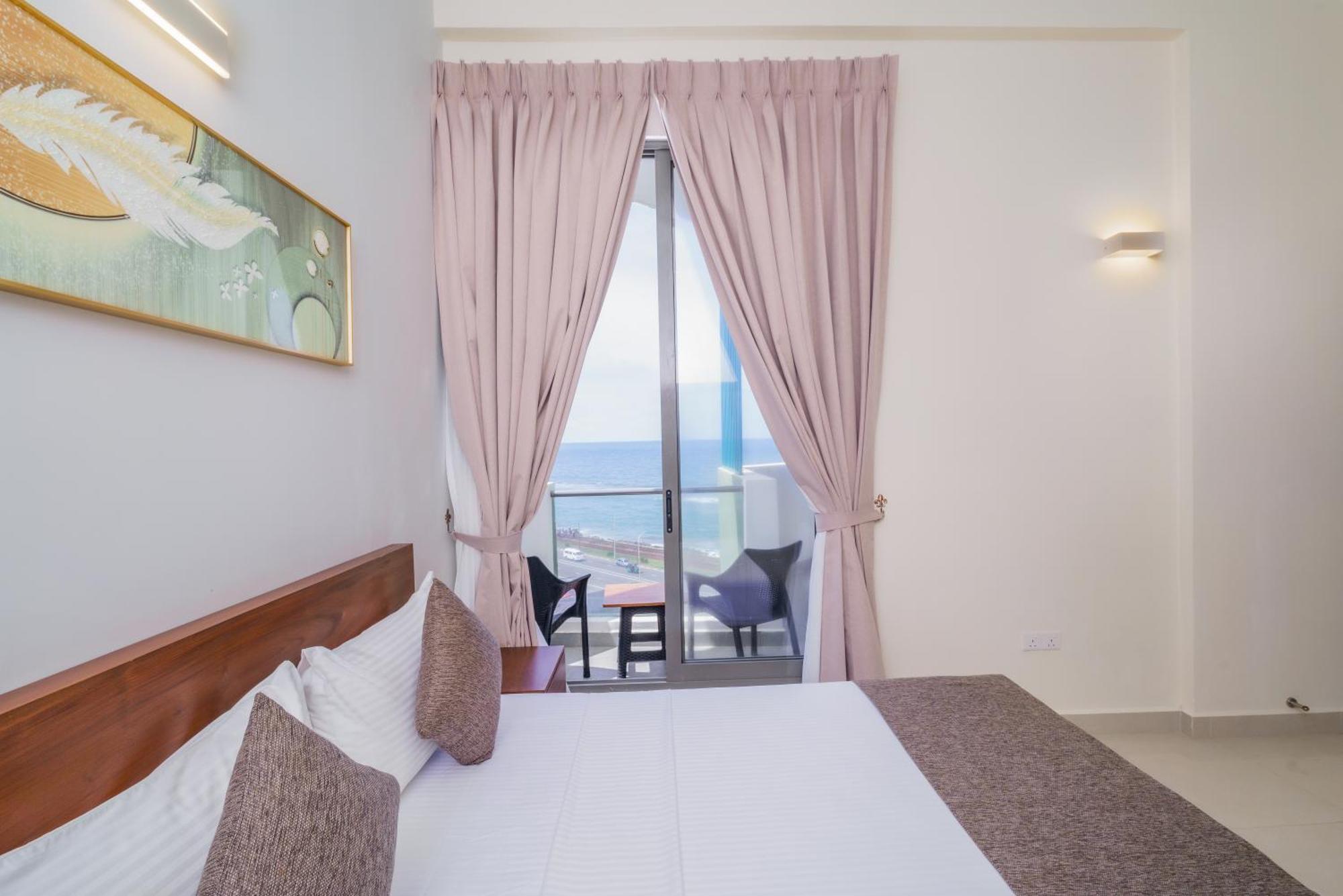 Marine Suites Colombo Eksteriør billede